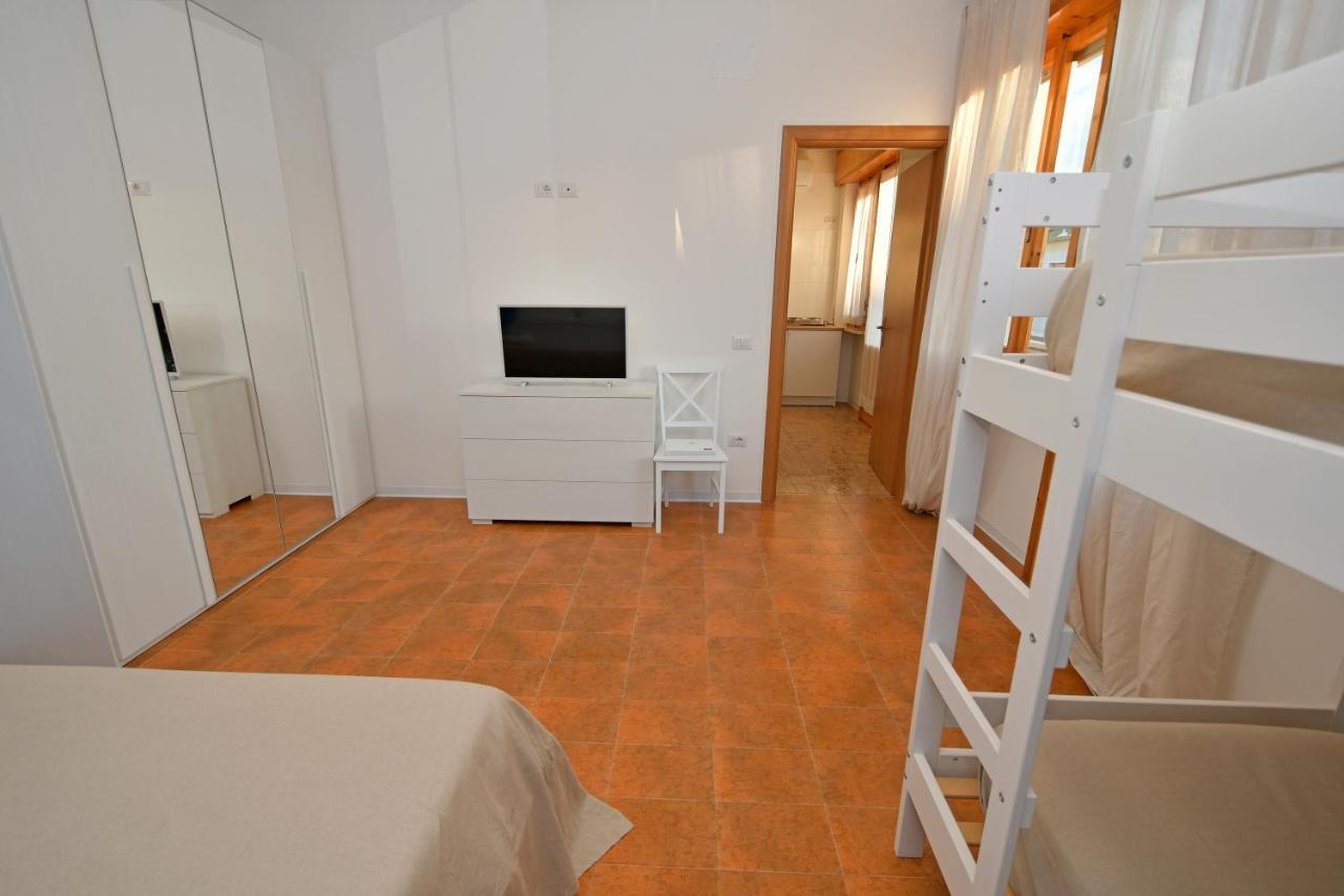 B&B Linae - Residence Alba Adriatica Extérieur photo